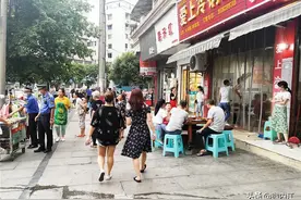 重磅！内江城区这10个地段可摆摊，18条街道管控放宽——图片