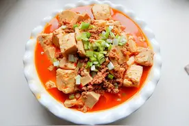 学会这样做肉末豆腐，美味解馋超下饭，最后连汤汁都不剩，特别香图片