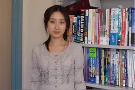 美女钱璐璐：历经四次婚姻，终成学术达人图片
