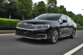 雪铁龙C6：被埋没的好车，底盘比雅阁稳，外观比迈腾好图片