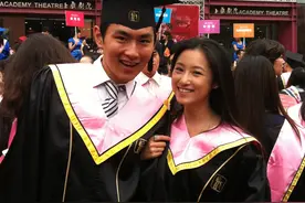 王彦霖宣布恋上大学同学，和虞朗绯闻成过去式，李一桐的房子塌了图片