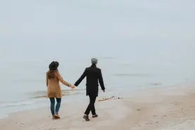 男人在哪个感情阶段，最爱自己妻子？原来是这3个阶段，真现实呀图片