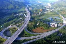 中国一条从大庆到广州的高速公路，全长3429公里，你走过这条路吗图片