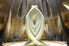 看大中华超高建筑的镇楼神器——风阻尼器，最重的达千吨图片