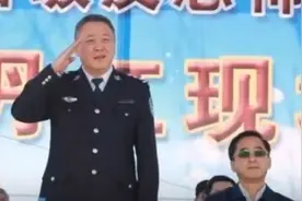 黑龙江省公安厅原巡视员坠亡 现场遗书曝光：患肺癌，无生活信心视频封面