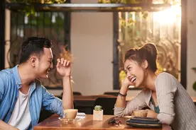 不被爱的女人个个都是福尔摩斯图片