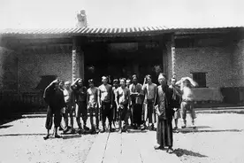 为什么说“家里男人掌权，女人养儿育女”蕴含了古人的大智慧？图片