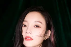李小璐过39岁生日，圈内无人祝福，还被网友骂，她还能翻身么？图片