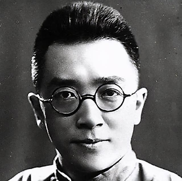 如云如海如山，自如自由自在