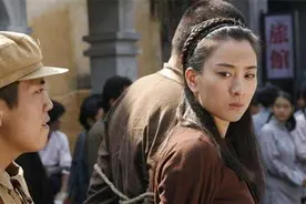 "湘西最美女匪首，杀一个日军陪一晚，杀五个直接下嫁"图片