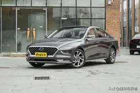 新车｜伊兰特“二哥”，实拍现代全新名图，相比老款有哪些改变？图片