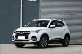 5.99万就能买SUV，倒车影像定速巡航都有配备，锁车自动折后视镜图片