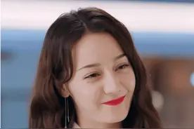 迪丽热巴新剧发型森系水波纹卷发超美，烫完人见人爱图片