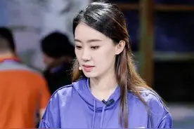 35岁的张小斐爆红后，我看到了生活最赤裸的现实图片