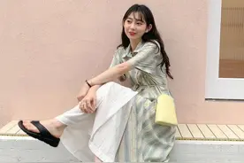 出游必备！超实用的双手拍照姿势合集图片
