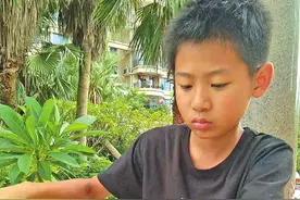 兴宁这名小学生晋升“棋协大师”，系梅州市年龄最小图片