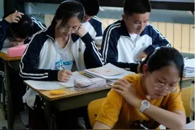 智商一般的学生，仅靠“努力”能考上985/211？班主任的话很真实图片