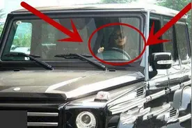 赵丽颖座驾、张小斐座驾、杨幂座驾、郑爽座驾，差距显而易见图片