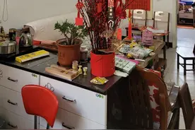老憨妞：看看我和父母2021年的春节图片
