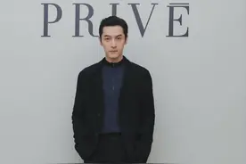 这才是顶流排面！阿玛尼大秀明星全开挂，童瑶“换脸”抢全场风头图片