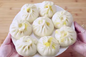 蔬菜包子翠绿不变色？掌握这个小窍门，松软鲜香，青翠不发黄图片