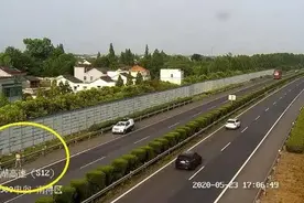 彪悍不彪悍？浙江女子高速上一句话将老公“骗”下车后，一脚油门直接开走图片