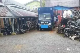 太猖狂！缅甸两名等待受审的犯人上厕所，回来时纱笼结头里有毒品图片