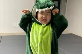 表情包：心里打着小算盘图片