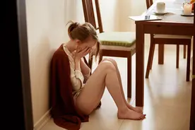 “女性杀手”乳腺癌早期有信号，除了无痛肿块，还需留意4种异常图片