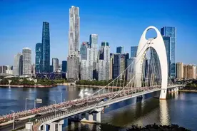 直播预告 | 周日早上7点20分，广州台三大频道全程直播2020广州马拉松图片