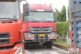 新车进不来旧车要淘汰，国内大件运输竟面临无车可用？图片