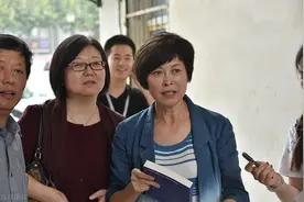 生日变忌日！央视主持人敬一丹，吃完长寿面后，挚爱在面前离世图片