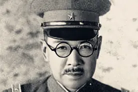 南京大屠杀元凶谷寿夫，处决前吓得瘫软倒地，三颗大门牙被打飞图片