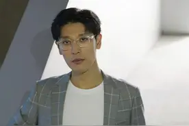 还记得《中国好声音》的张赫宣吗？被前女友手撕？图片