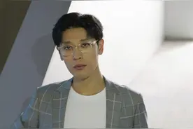 还记得《中国好声音》的张赫宣吗？被前女友手撕？图片