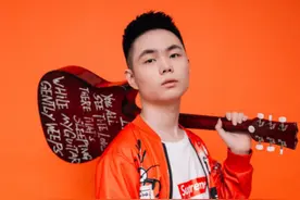 寂然韩信打野，在巅峰赛carry全场，网友发现其上分秘诀图片
