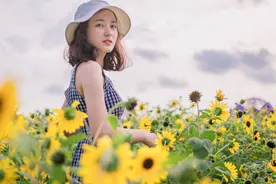 故事：九年后，25岁的她奔赴千里，出席了初恋男神的婚礼图片