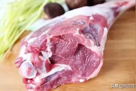 买羊肉时，山羊肉和绵羊肉哪个好吃？二者如何区分？看完涨知识了图片