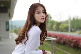 如果说放手是种解脱挽留又有何用，为何还会依依不舍图片