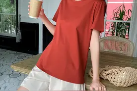 夏天真的真的要种草的衣服，竟然用桑蚕丝做的T恤，真的太土豪了图片
