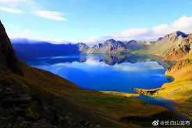 长白山景区6月11日至27日免门票 天池开冰进入倒计时图片