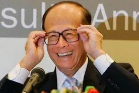 顶级富豪如何“续命”？李嘉诚一粒药150万，而他换了6个心脏视频封面