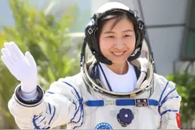 女性航天员返回地球以后禁止生育？我国“航天一姐”早就打破谣言图片