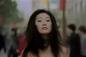 《少林足球》幕后：赵薇被骂，内地禁映，周星驰和投资人打官司图片