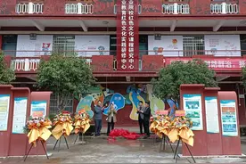 江西环境工程职业学院“三个中心”校企合作揭牌仪式图片