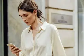 今年火了一种面料，叫“冰丝”，穿起来高级有质感，让人爱不释手图片