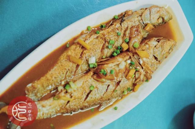 「十堰美食」去了这家只有8张台的人气饺子馆,没吃到饺子却被老板娘的隐藏手艺惊艳
