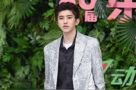 回选秀节目担任PD的蔡徐坤，路人风评逐渐变好图片