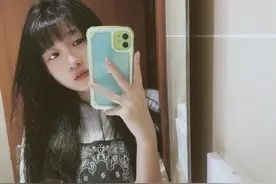 邻居是35岁离婚的女人，昨夜她找我说：我能和你说点事么吗？图片