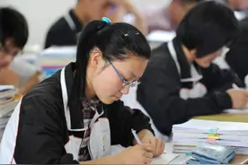 广东这四所野鸡大学，害人不浅，考生家长报考时要注意提防图片